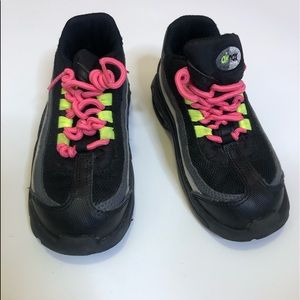 Nike AirMax Sneakers